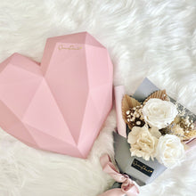 Load image into Gallery viewer, Heart Shaped Gift Box

