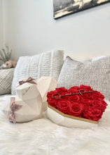 Load image into Gallery viewer, Large Love Box, Red Preserved Roses

